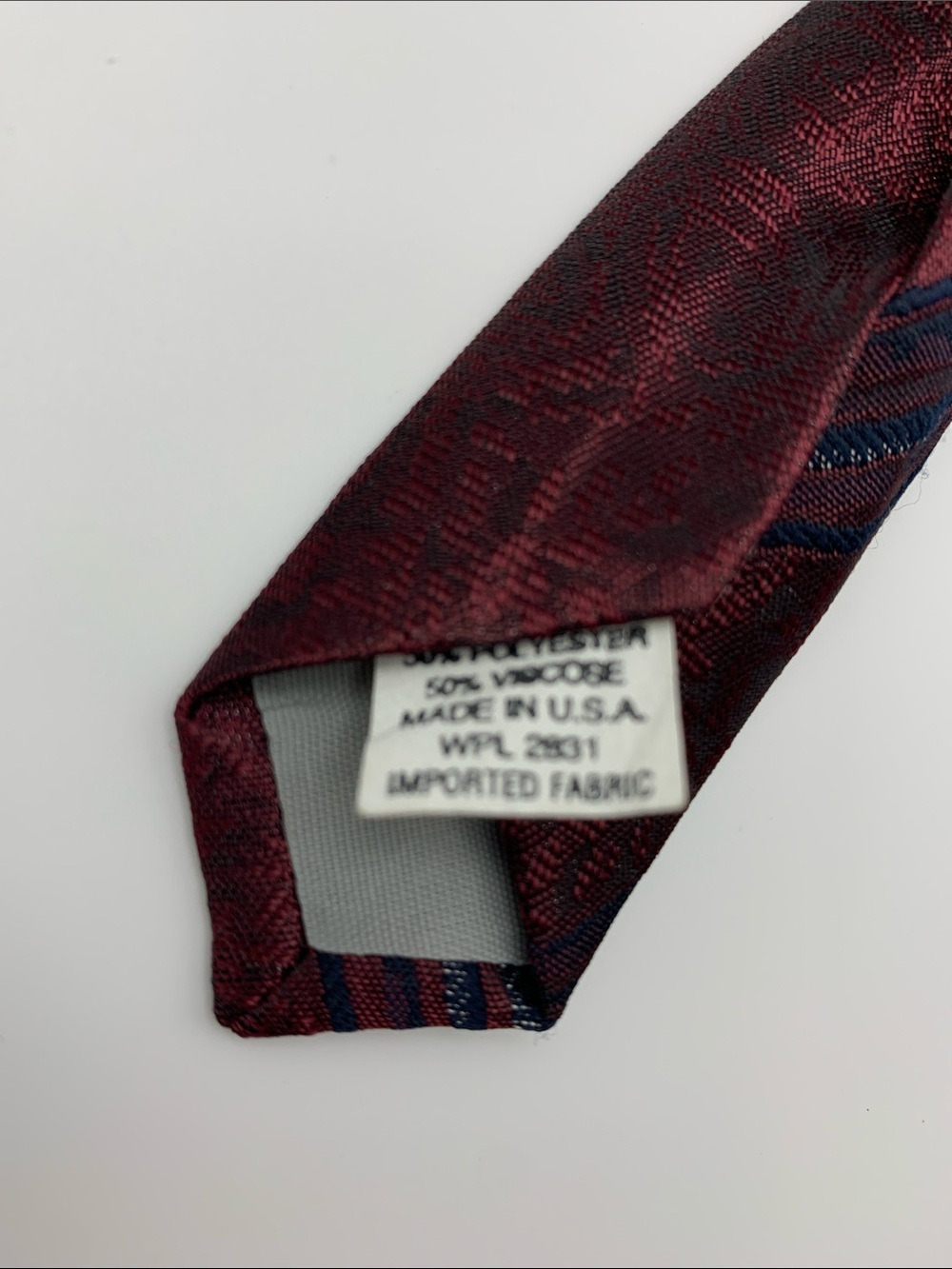 Vintage Mario Valentino Burgundy Abstract Paisley Wide Tie - Picture 5 of 5